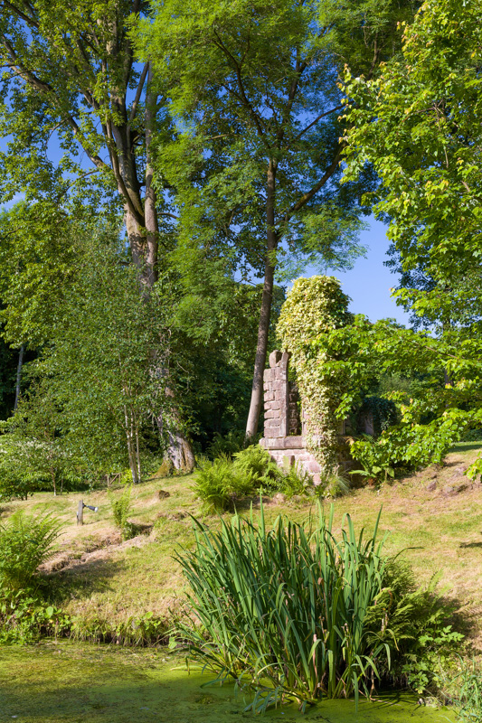 For Web Use – Cholmondeley Castle in June-115